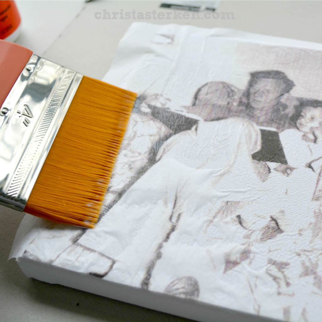 DIY photo canvas {how to transfer images onto canvas}