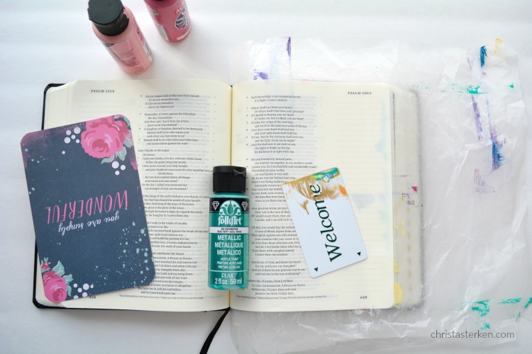 Bible Journaling {create easy pages on a budget} 