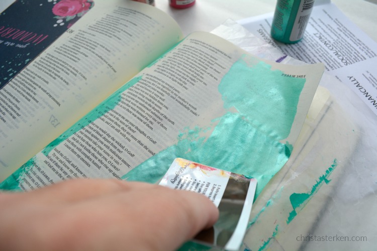 Bible Journaling {create easy pages on a budget} 