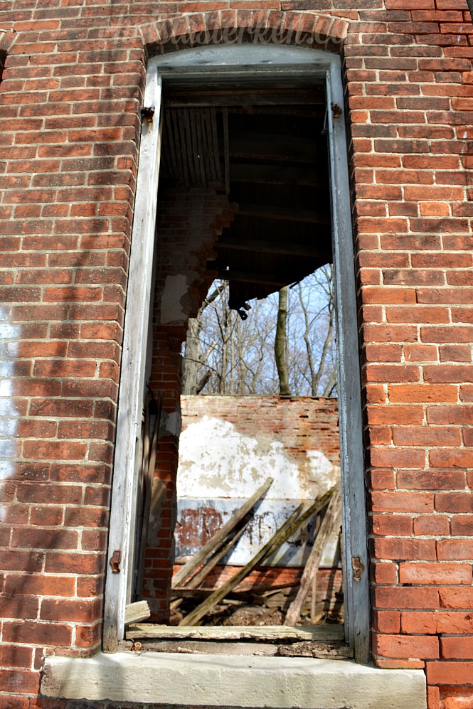 Abandoned Photography {Old College Corner School} 