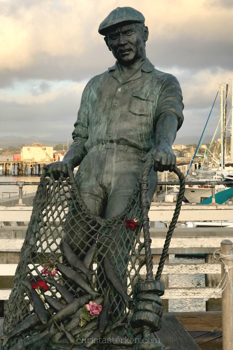 fisherman statue in monterey