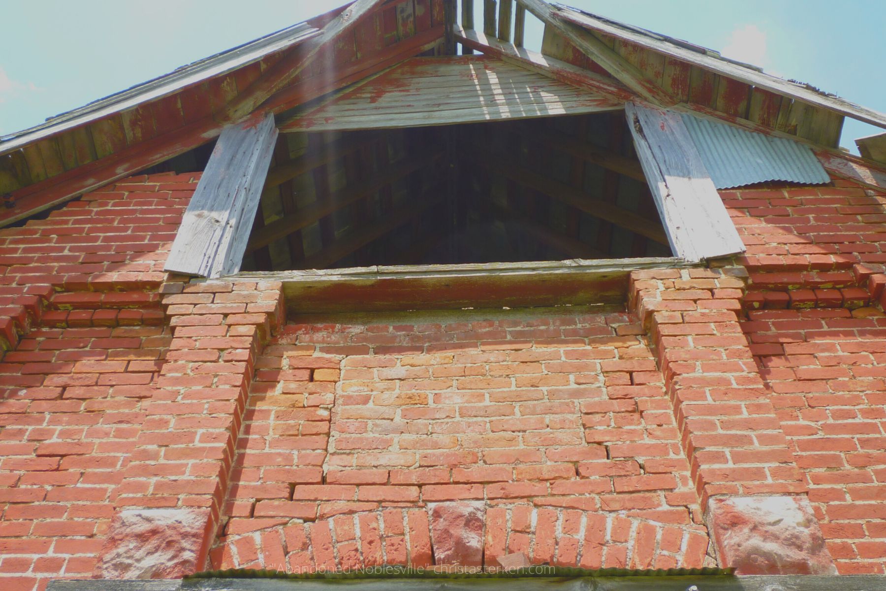 Abandoned schools in Noblesville, Indiana, decaying building