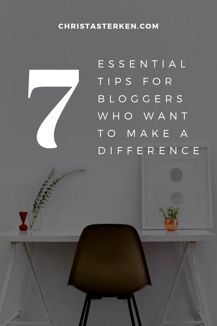 7 Essential Writing Tips For Bloggers