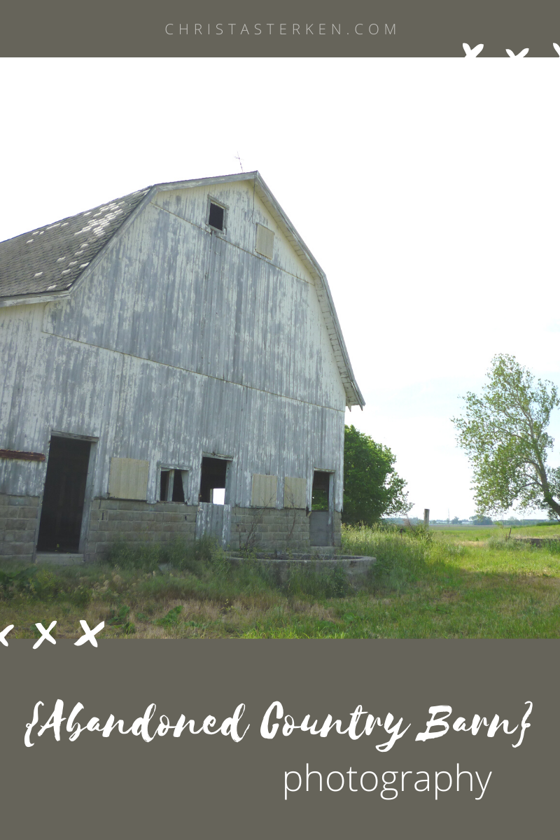 Abandoned Barn- photography