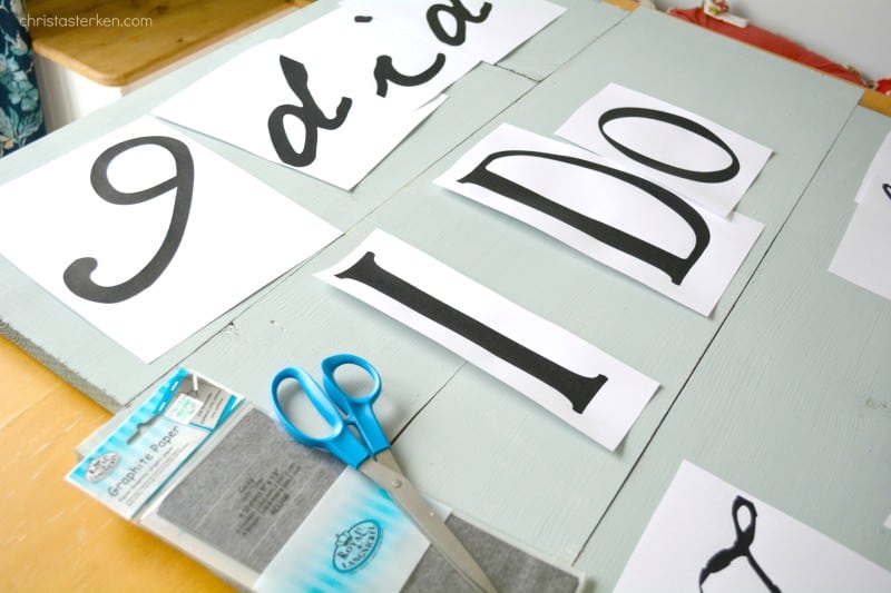 tracing letters to homemade wooden sign