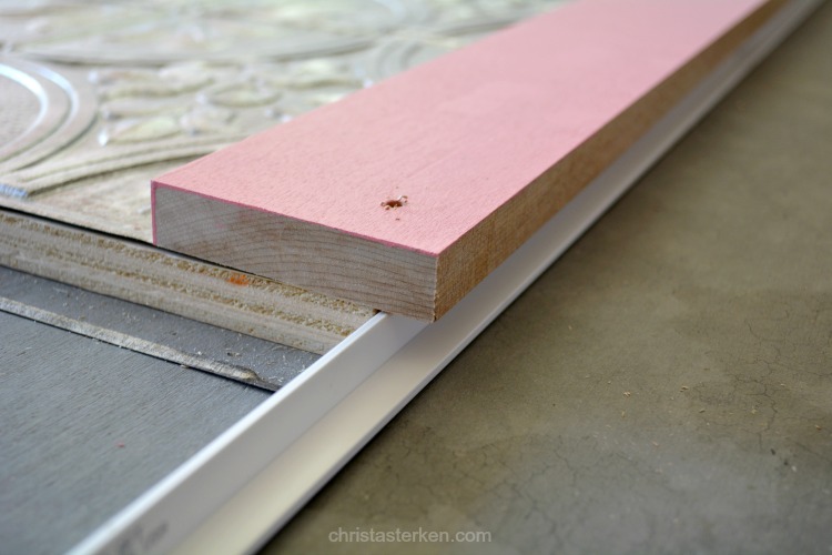 How to build a DIY sliding barn door in a weekend 