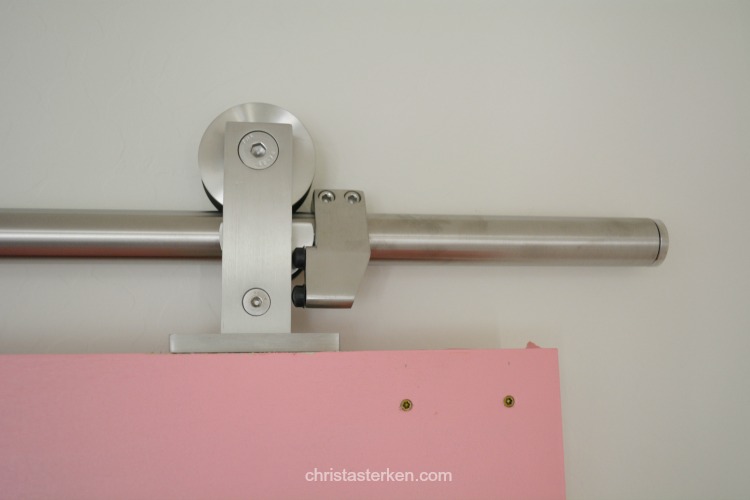 sliding barn door hardware