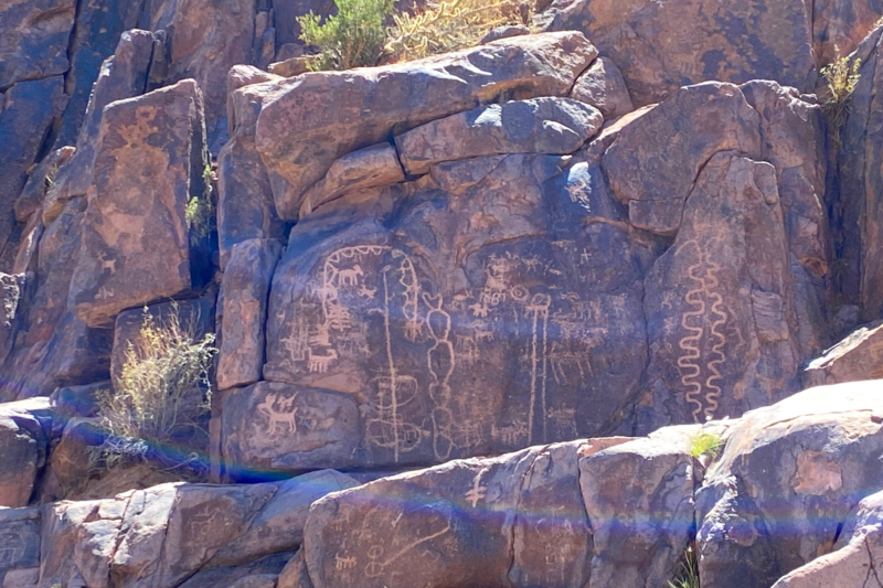 petroglyphs in desert 